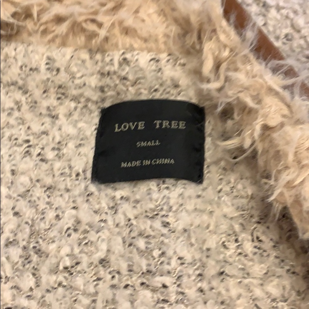 vest - Picture 4 of 4